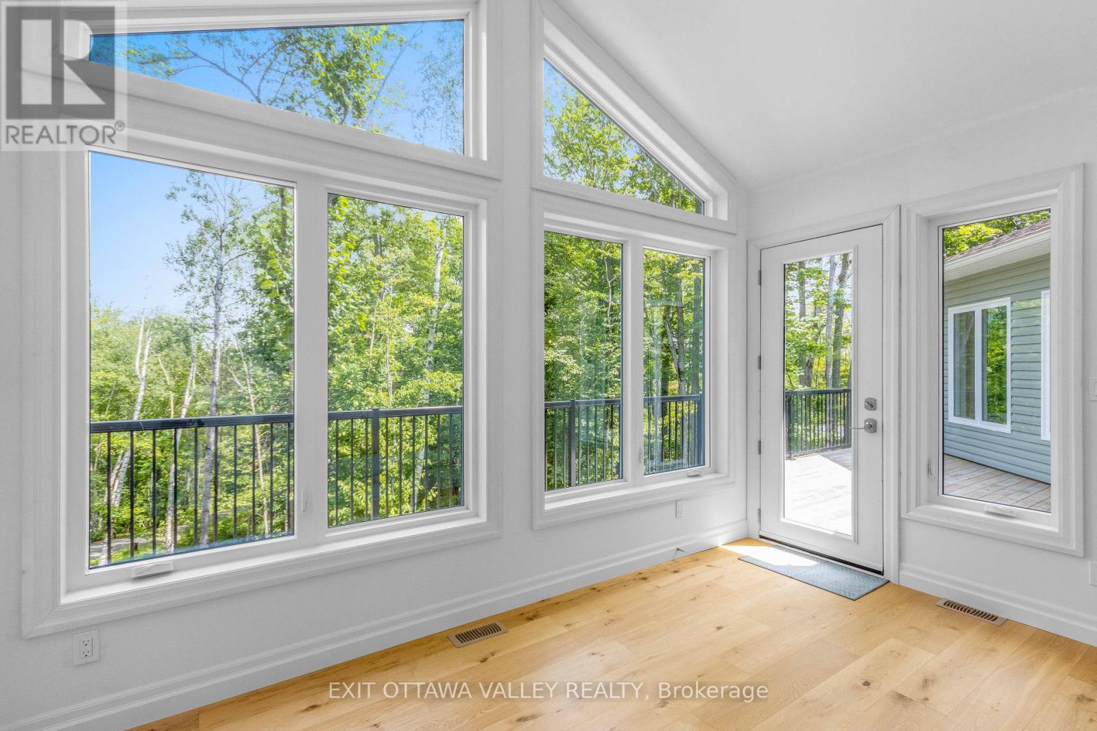 698 Mitchell Road, Madawaska Valley, Ontario  K0J 1B0 - Photo 10 - X13624786