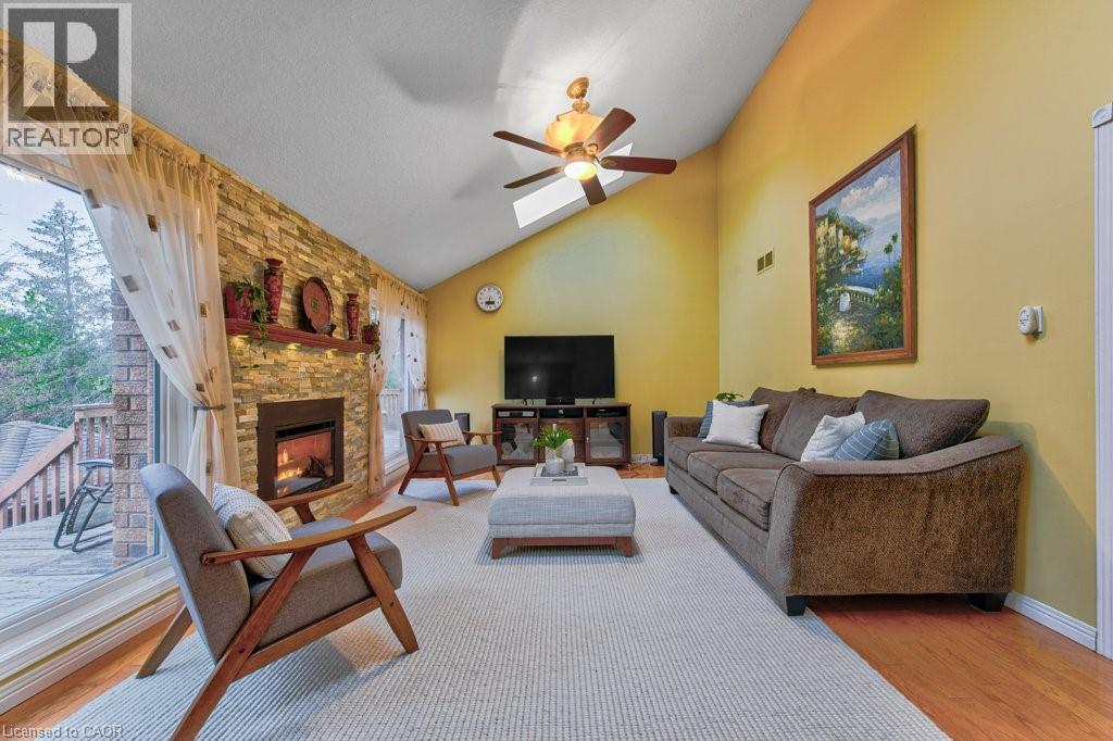 247 Rolling Acres Court, Kitchener, Ontario  N2A 3W5 - Photo 7 - 40840598