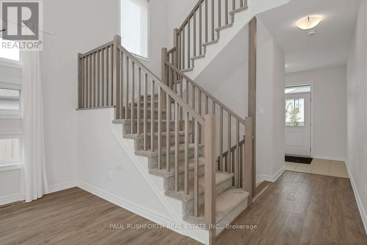 30 Dowdall Circle, Carleton Place, Ontario  K7C 0S4 - Photo 4 - X13624780