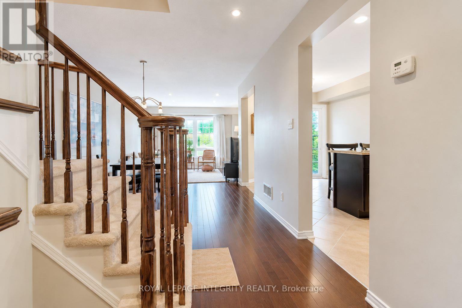 302 Quetico Private, Ottawa, Ontario  K2J 0E7 - Photo 4 - X13624860