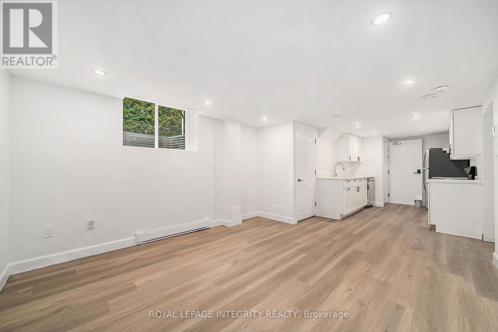 B - 58 Wigan Drive, Ottawa, Ontario K2E 6L1 - Photo 13 - X13624950