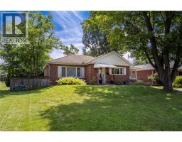 386 PATRICIA Drive, Burlington, Ontario