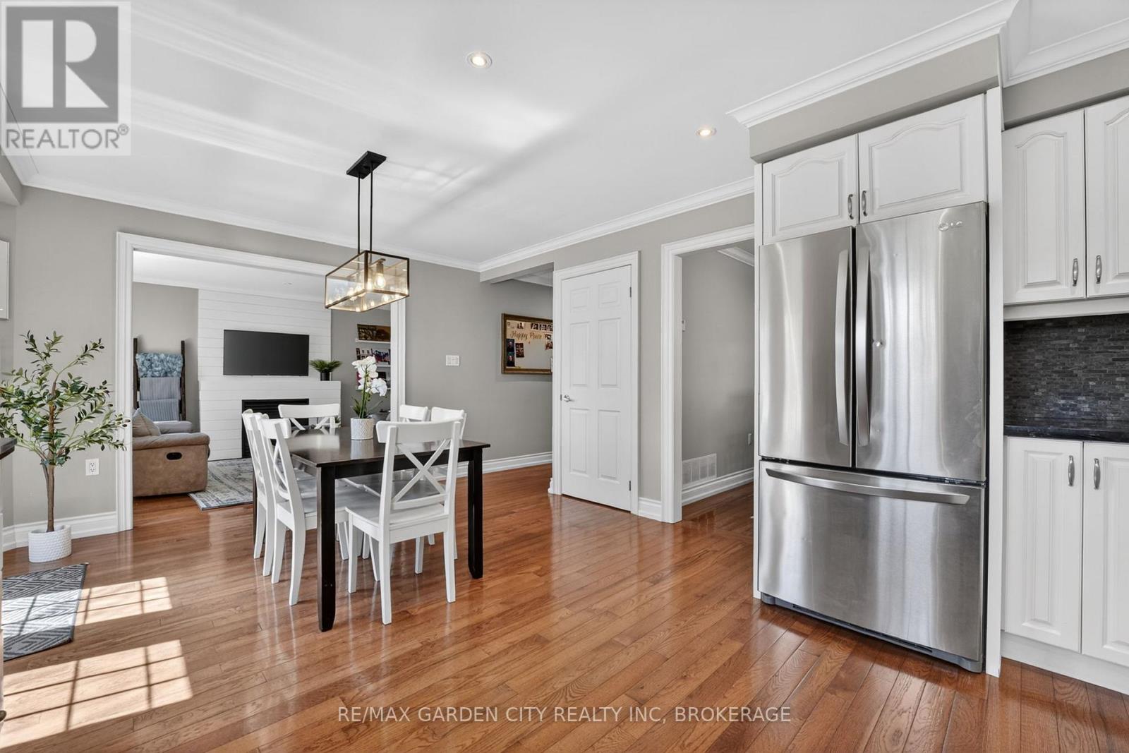 734 Brigadoon Drive, Hamilton, Ontario  L9C 7S2 - Photo 14 - X13624792