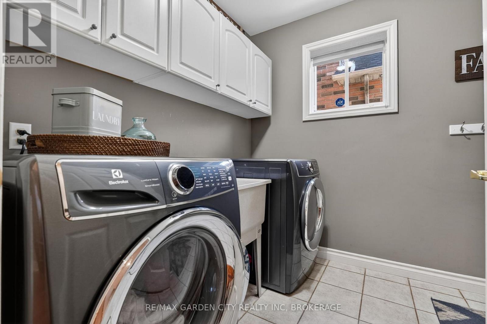 734 Brigadoon Drive, Hamilton, Ontario  L9C 7S2 - Photo 20 - X13624792