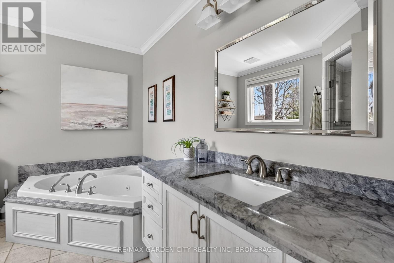 734 Brigadoon Drive, Hamilton, Ontario  L9C 7S2 - Photo 23 - X13624792