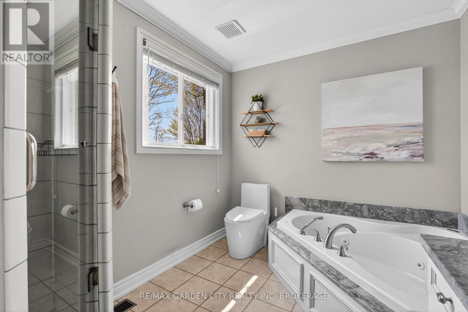 734 Brigadoon Drive, Hamilton, Ontario  L9C 7S2 - Photo 24 - X13624792