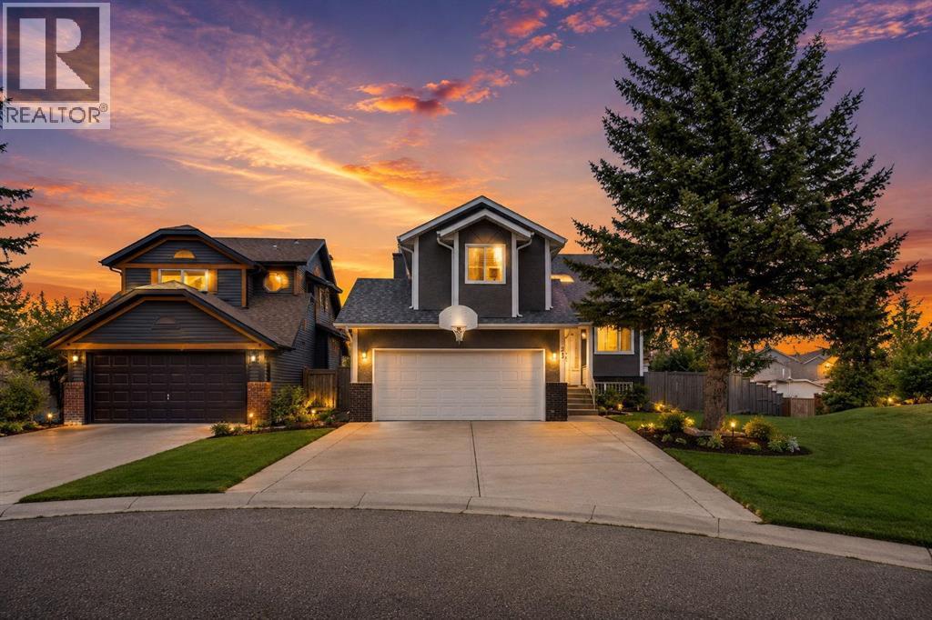 21 La Valencia Green NE, Calgary, Alberta  T1Y 6P5 - Photo 1 - A2333066