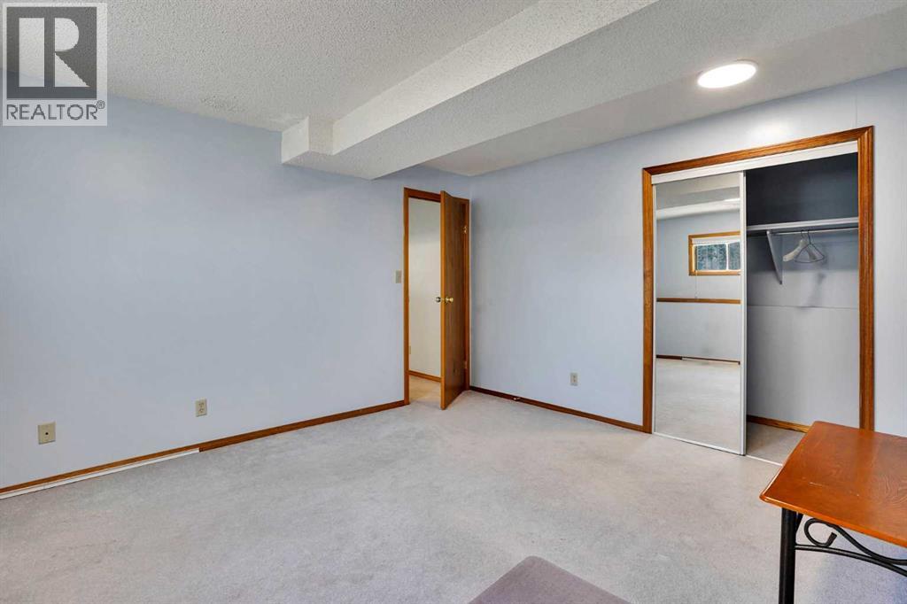 21 La Valencia Green NE, Calgary, Alberta  T1Y 6P5 - Photo 37 - A2333066