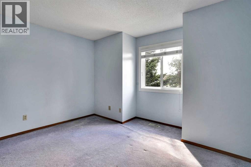 21 La Valencia Green NE, Calgary, Alberta  T1Y 6P5 - Photo 20 - A2333066