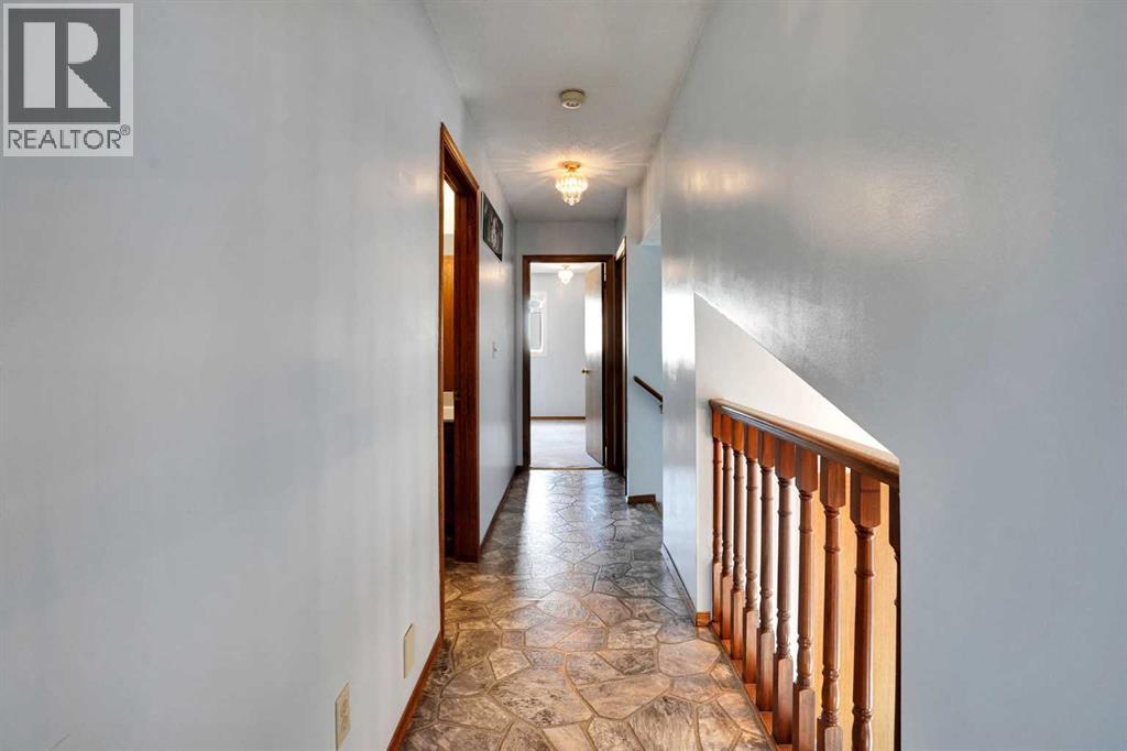 21 La Valencia Green NE, Calgary, Alberta  T1Y 6P5 - Photo 17 - A2333066