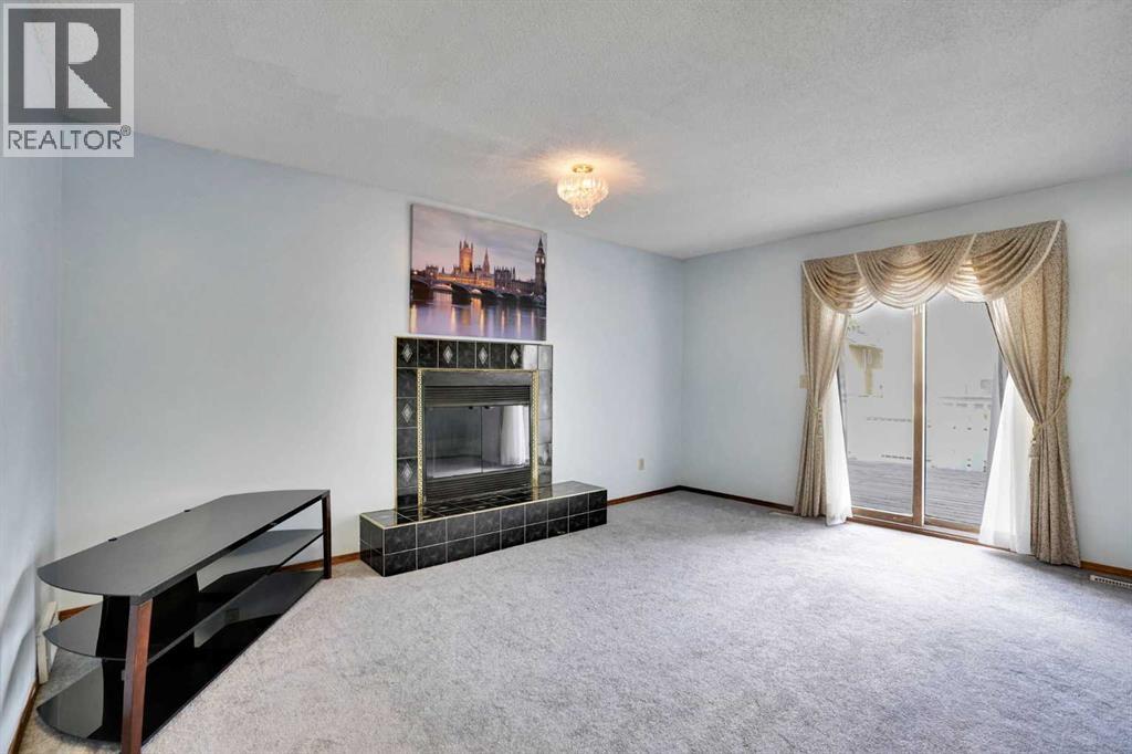 21 La Valencia Green NE, Calgary, Alberta  T1Y 6P5 - Photo 28 - A2333066