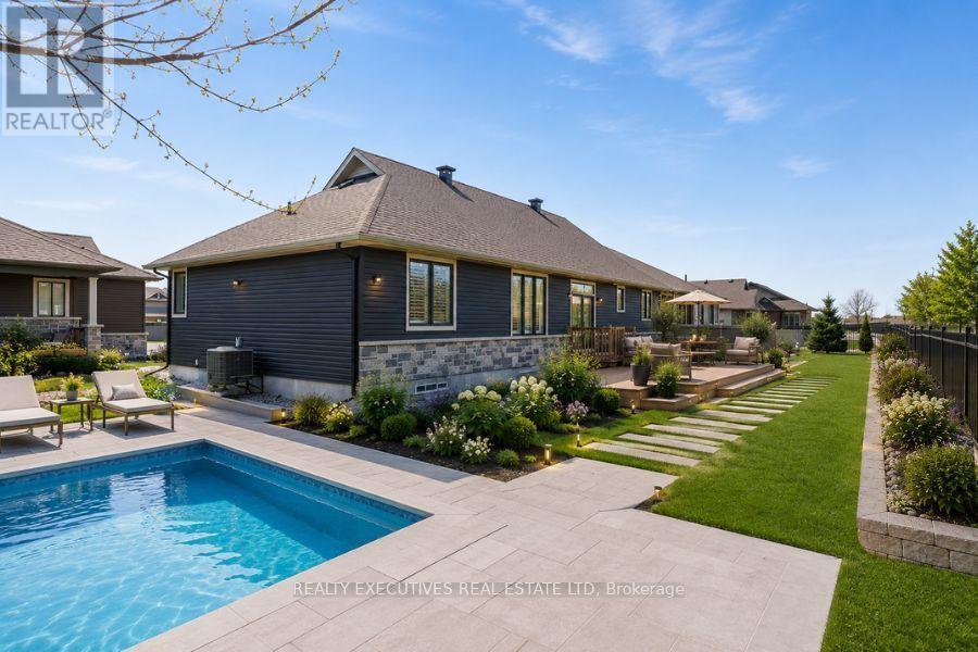 90 Magnolia Way, North Grenville, Ontario  K0G 1J0 - Photo 44 - X13624836