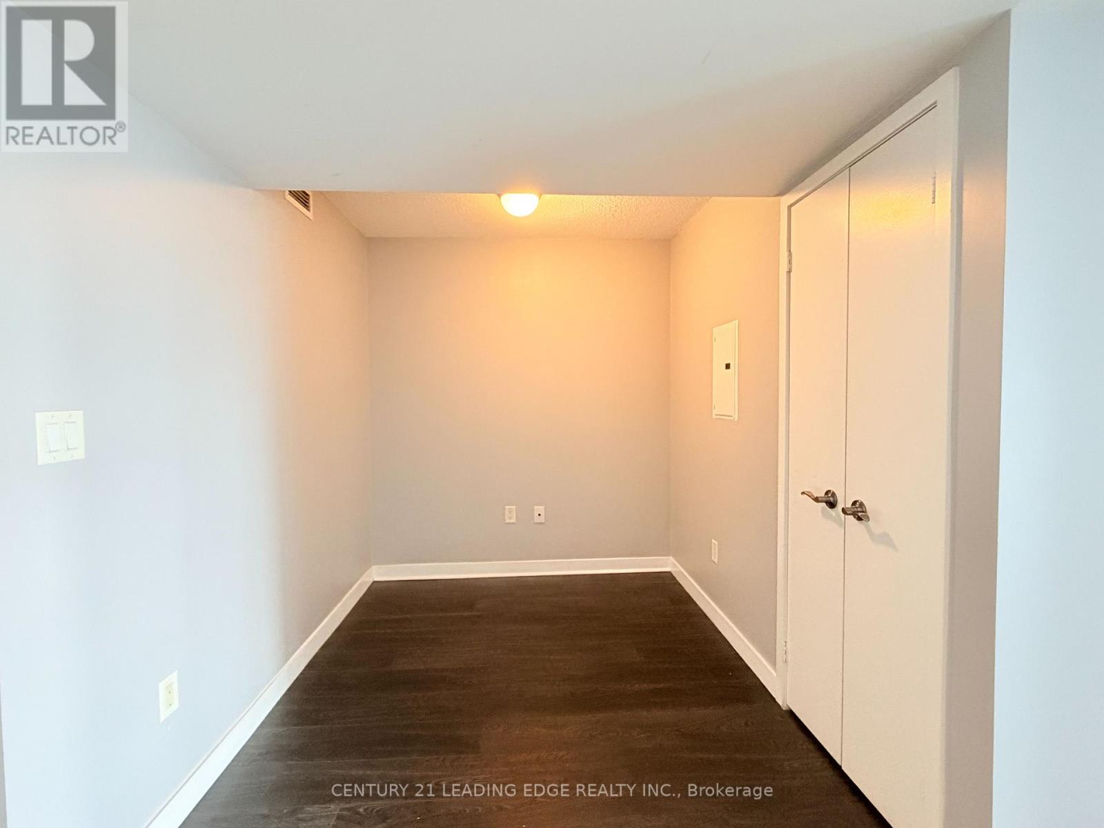 1501 - 11 Brunel Court, Toronto, Ontario  M5V 3Y3 - Photo 10 - C13624702