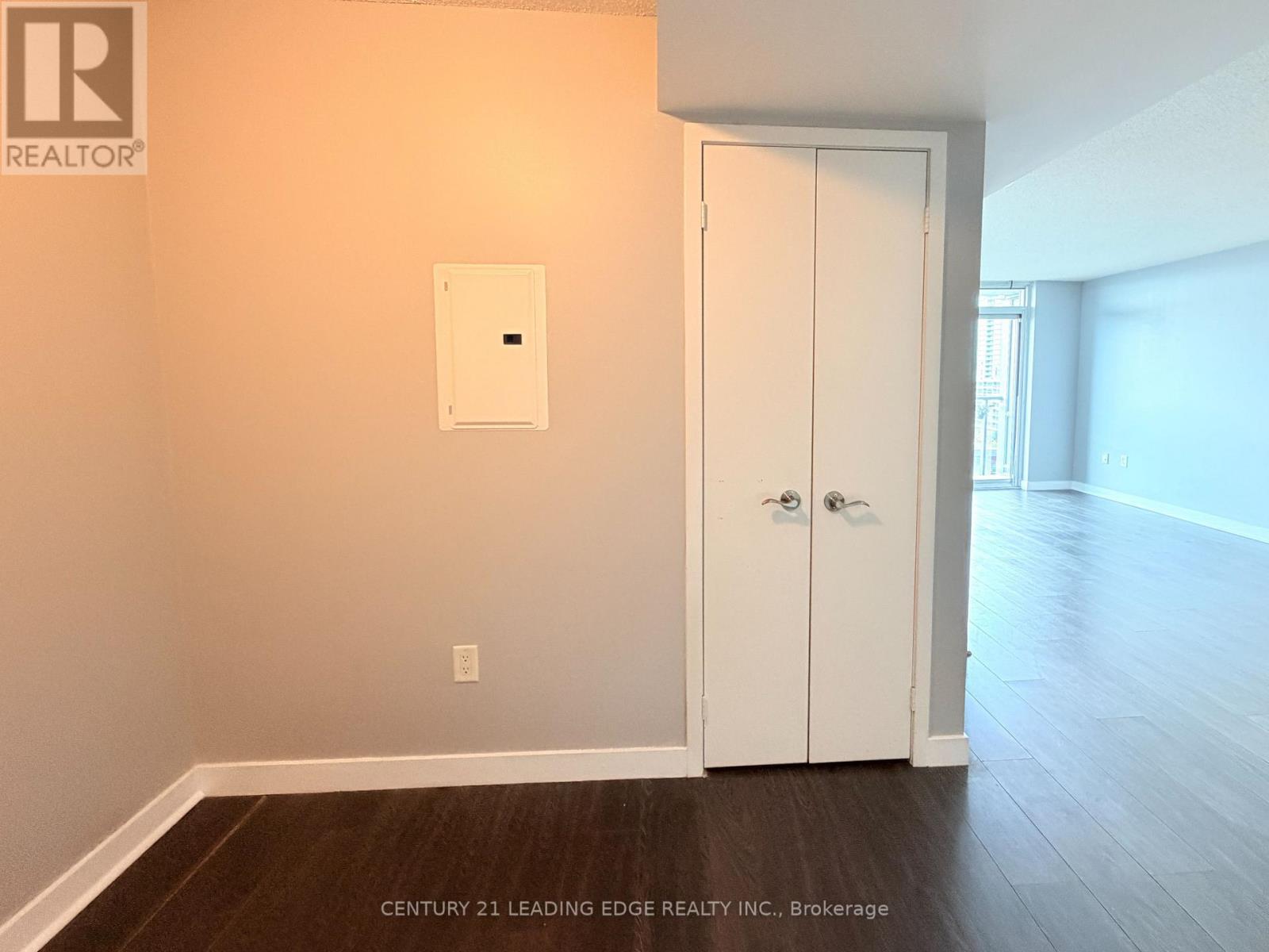 1501 - 11 Brunel Court, Toronto, Ontario  M5V 3Y3 - Photo 12 - C13624702