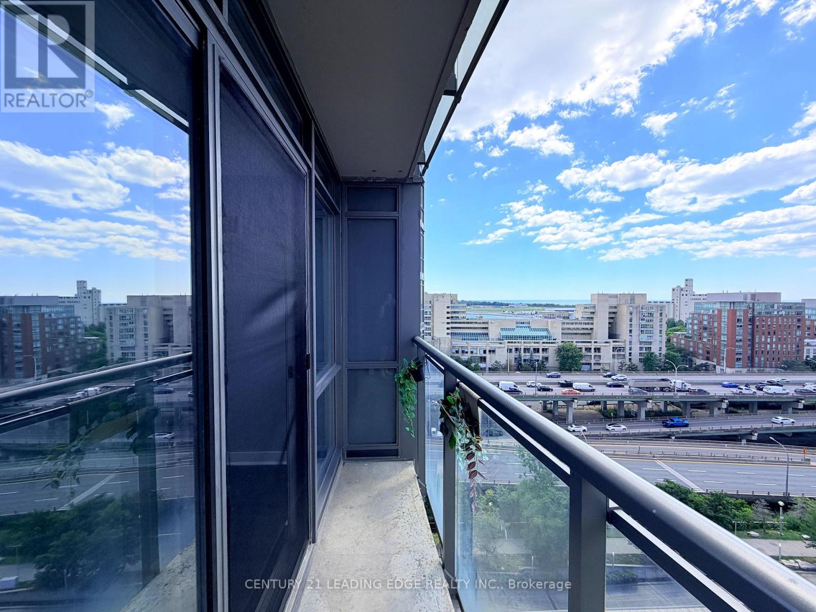 1501 - 11 Brunel Court, Toronto, Ontario  M5V 3Y3 - Photo 31 - C13624702