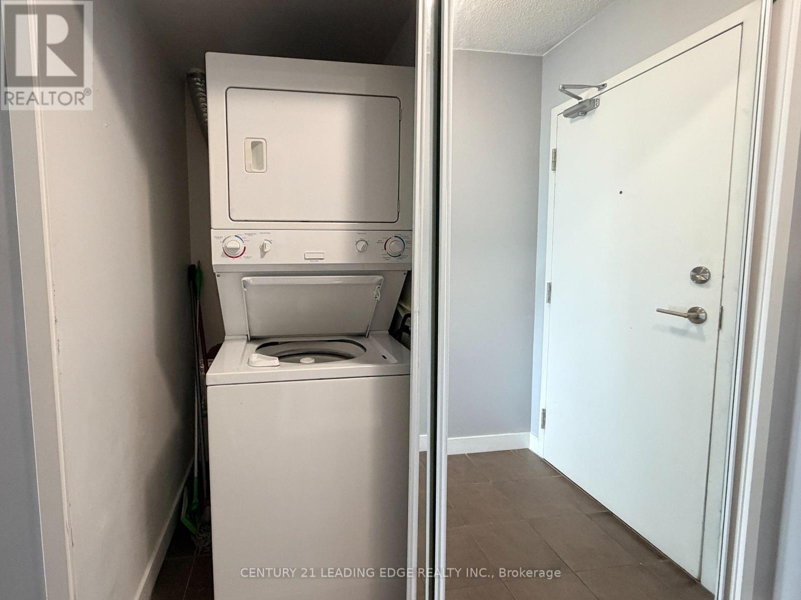 1501 - 11 Brunel Court, Toronto, Ontario  M5V 3Y3 - Photo 32 - C13624702