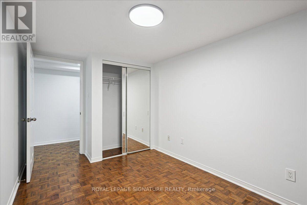 Lower - 12 Castle View Avenue, Toronto, Ontario  M5R 1Y9 - Photo 10 - C13624724