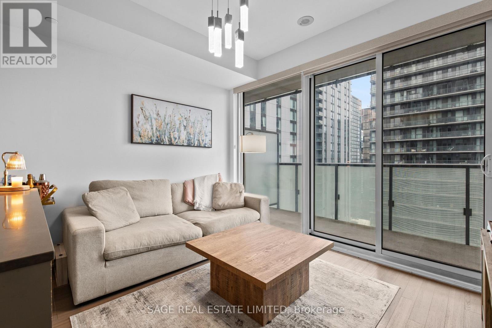 3308 - 101 Peter Street, Toronto, Ontario  M5V 0G6 - Photo 3 - C13624856