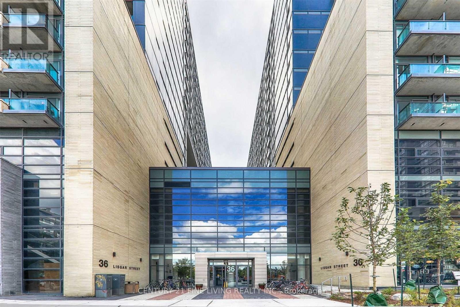 810 - 36 LISGAR STREET, Toronto, Ontario