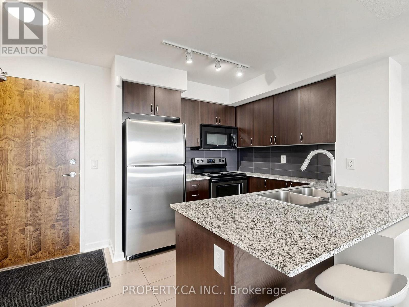 614 - 1235 Bayly Street, Pickering, Ontario  L1W 1L7 - Photo 17 - E13624678