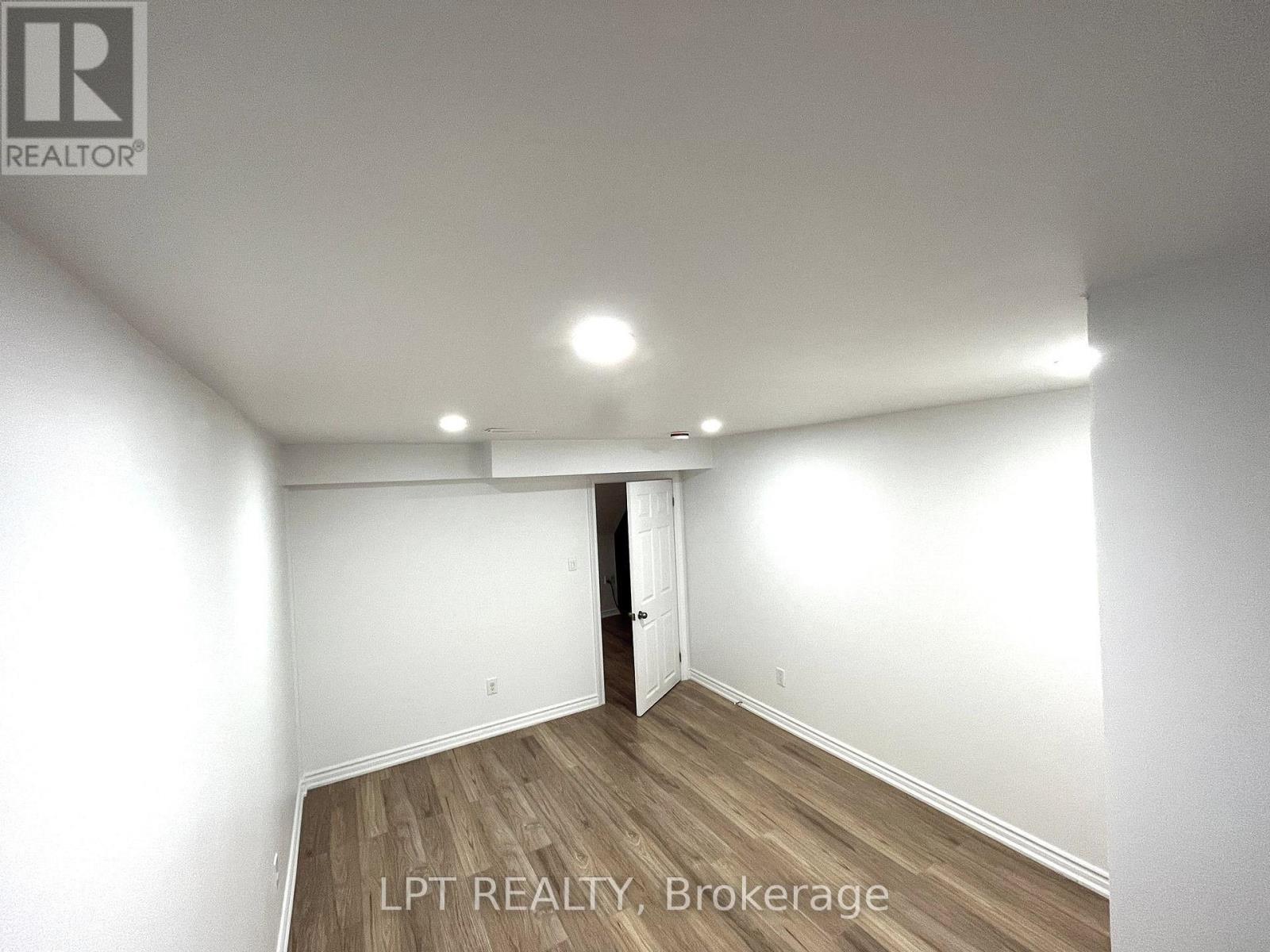 Bsmt - 17 Glenheather Terrace, Toronto, Ontario  M1B 5H3 - Photo 16 - E13624782