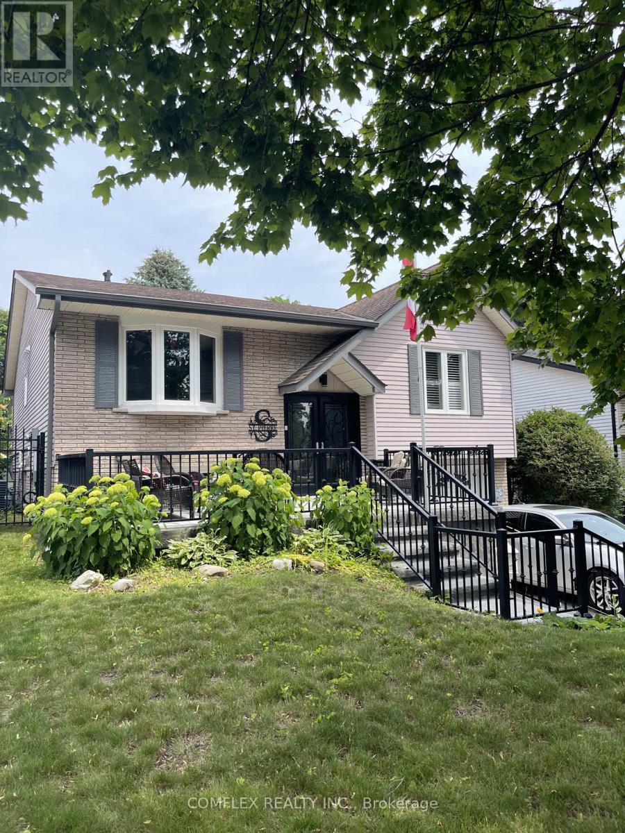 875 EXETER STREET, Oshawa, Ontario