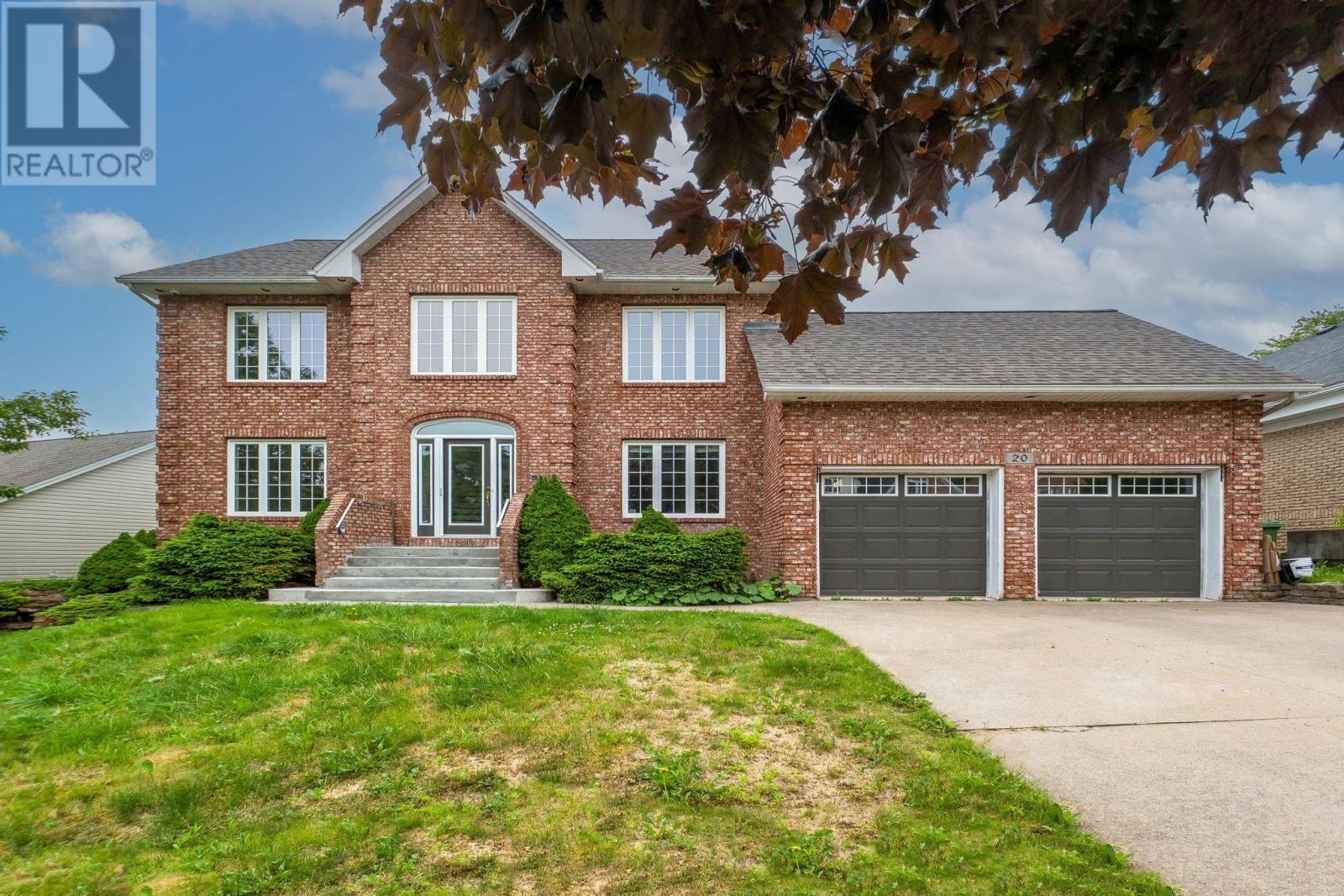 20 Cresthaven Drive, Halifax, Nova Scotia