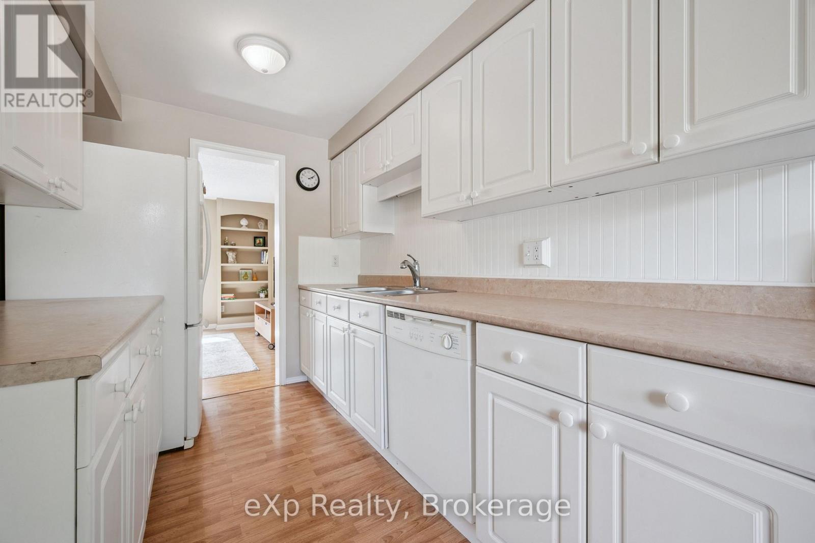 44 - 40 Silvercreek Parkway N, Guelph, Ontario  N1H 7X5 - Photo 5 - X13624698