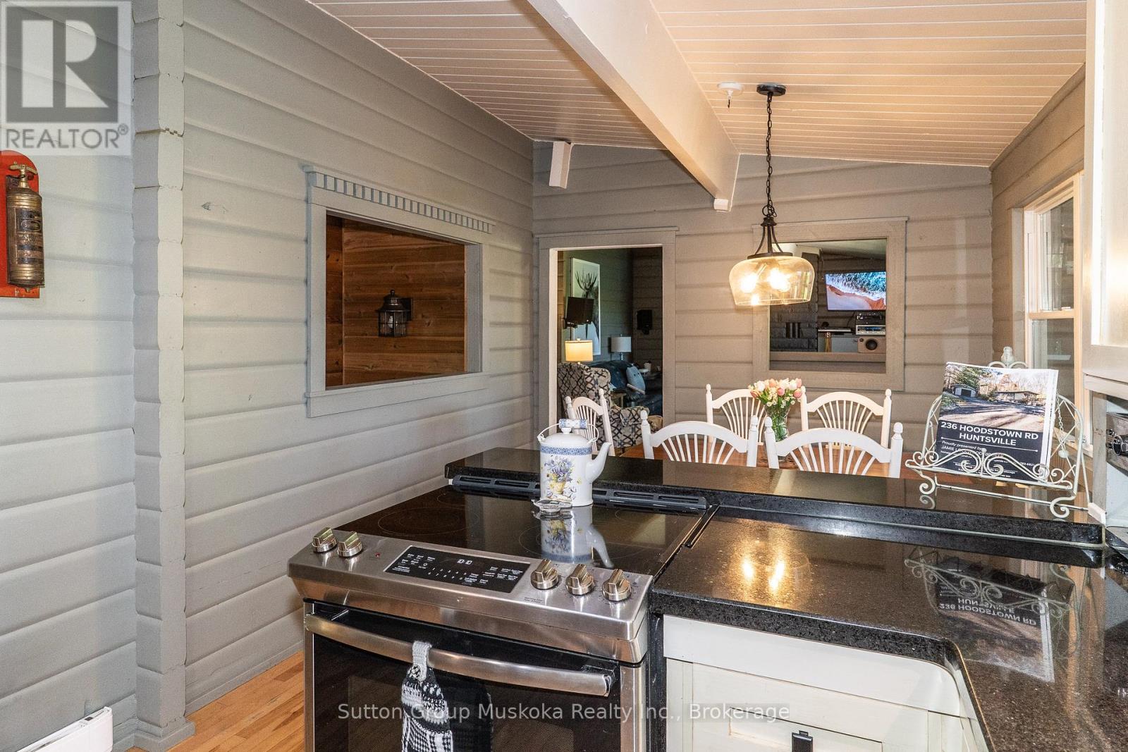 236 Hoodstown Road, Huntsville, Ontario  P1H 2J2 - Photo 14 - X13624888
