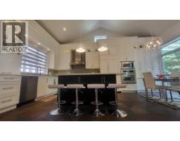 62 ASHWOOD DRIVE, Port Moody, British Columbia