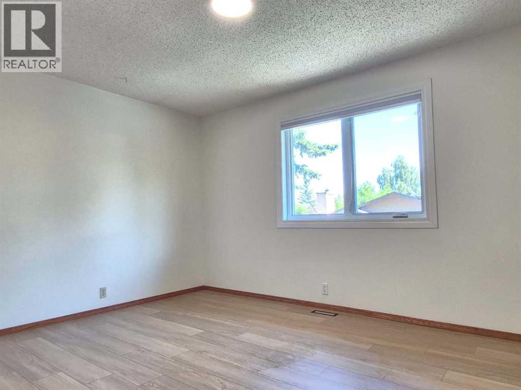 7 Suncastle Crescent SE, Calgary, Alberta  T2X 2W9 - Photo 25 - A2324587