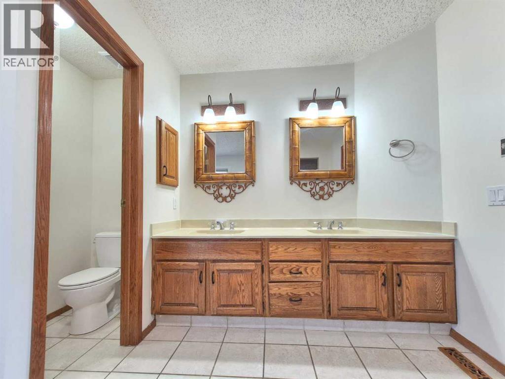 7 Suncastle Crescent SE, Calgary, Alberta  T2X 2W9 - Photo 22 - A2324587
