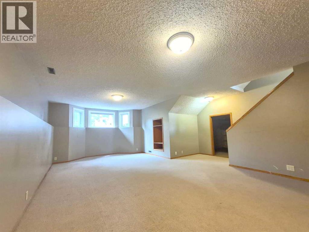7 Suncastle Crescent SE, Calgary, Alberta  T2X 2W9 - Photo 28 - A2324587
