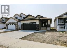 562 Malahat Green W, Lethbridge, Alberta