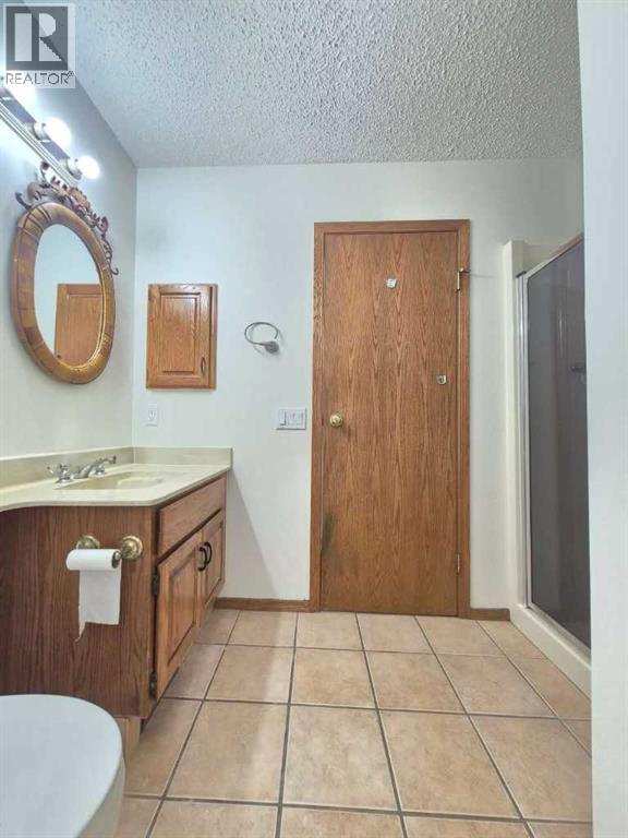 7 Suncastle Crescent SE, Calgary, Alberta  T2X 2W9 - Photo 16 - A2324587
