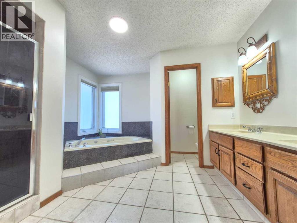 7 Suncastle Crescent SE, Calgary, Alberta  T2X 2W9 - Photo 23 - A2324587