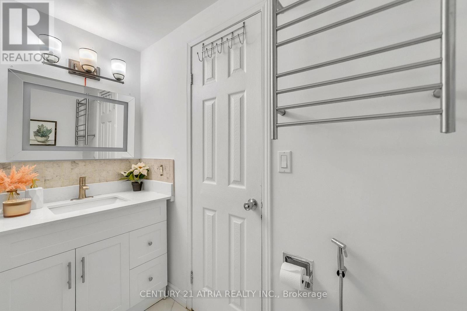 10 Park Ln Circle, Richmond Hill (South Richvale), Ontario  L4C 6S8 - Photo 34 - N13624734