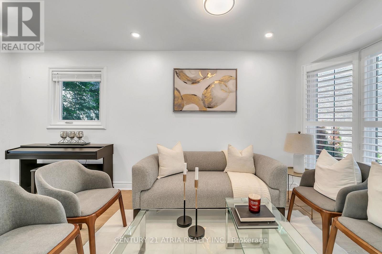 10 Park Ln Circle, Richmond Hill (South Richvale), Ontario  L4C 6S8 - Photo 8 - N13624734
