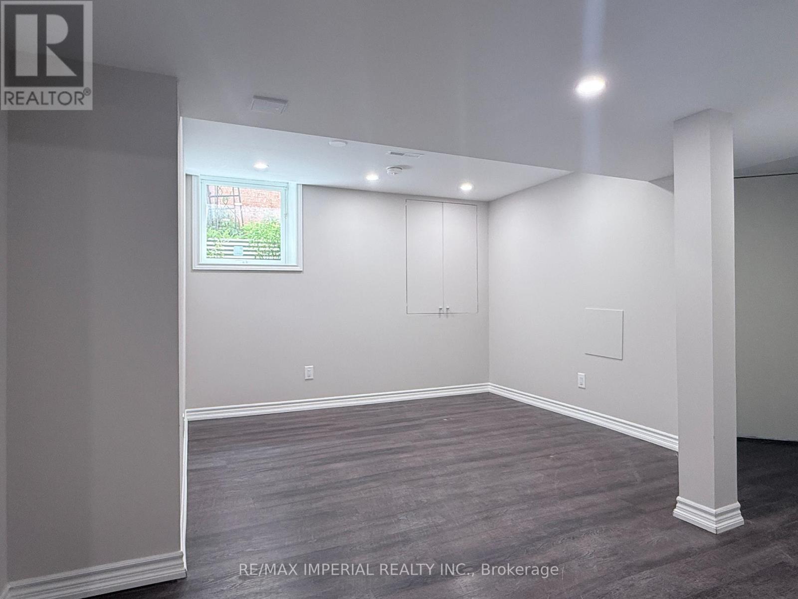 17 Deerwood Crescent, Richmond Hill, Ontario L4E 4B8 - Photo 13 - N13624736