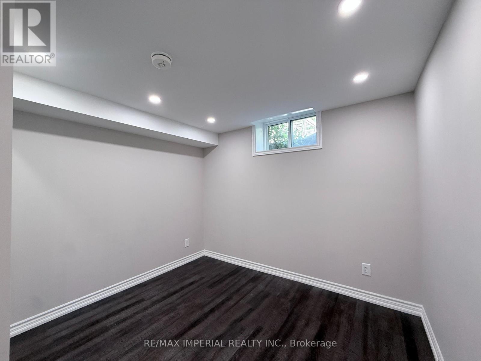17 Deerwood Crescent, Richmond Hill, Ontario L4E 4B8 - Photo 21 - N13624736