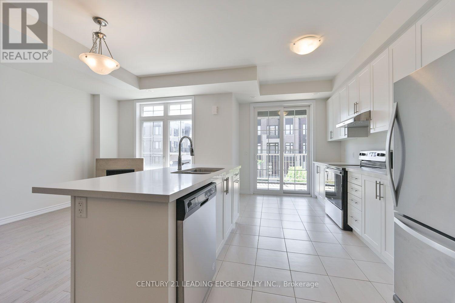 30 William Shearn Crescent, Markham, Ontario  L6C 3J4 - Photo 11 - N13624826