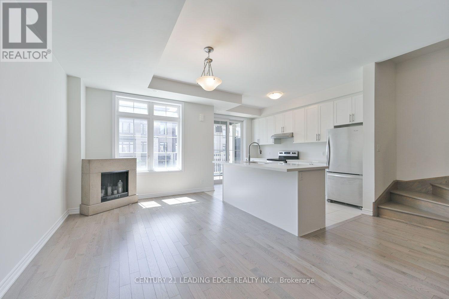 30 William Shearn Crescent, Markham, Ontario  L6C 3J4 - Photo 13 - N13624826