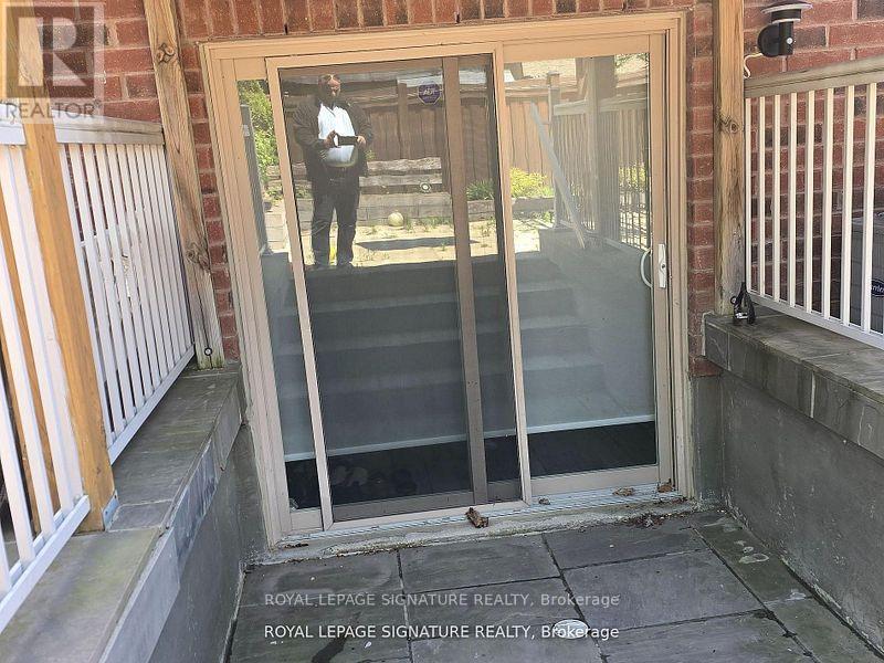 Basement Studio - 24 Homerton Avenue, Richmond Hill, Ontario L4E 3N2 - Photo 6 - N13624838