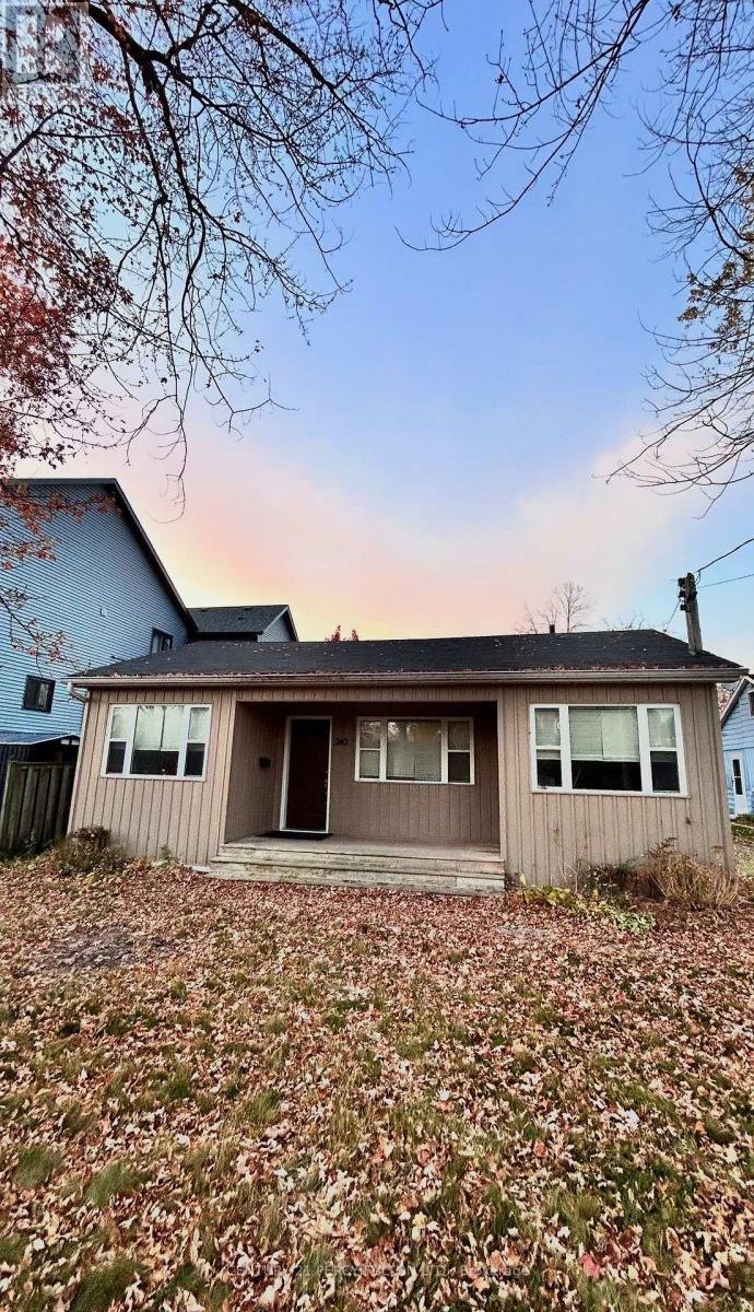 242 Simcoe Avenue, Georgina, Ontario L4P 2H8 - Photo 10 - N13624900