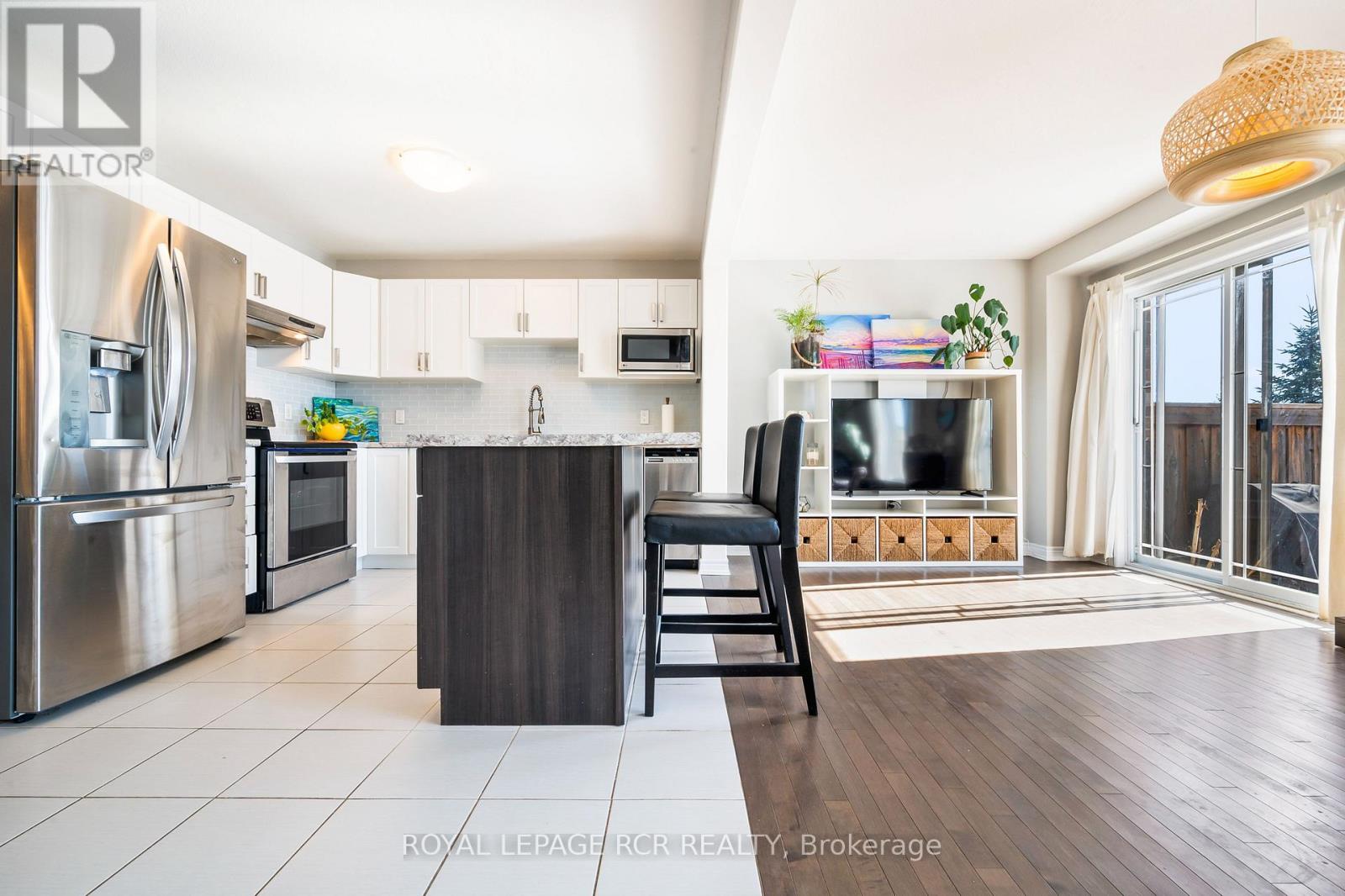10 - 124 Parkinson Crescent, Orangeville, Ontario  L9W 6X3 - Photo 7 - W13624738