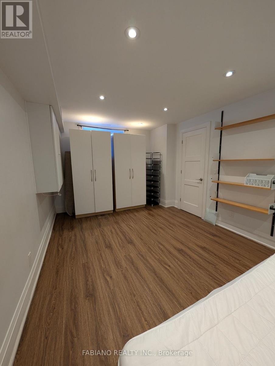Lower - 1036 Dovercourt Road, Toronto, Ontario M6H 2X8 - Photo 10 - W13624756