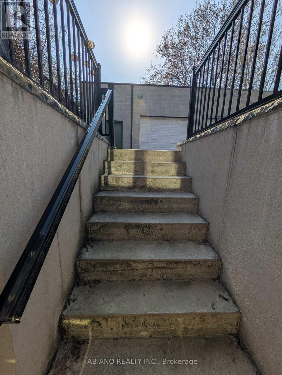 Lower - 1036 Dovercourt Road, Toronto, Ontario M6H 2X8 - Photo 20 - W13624756