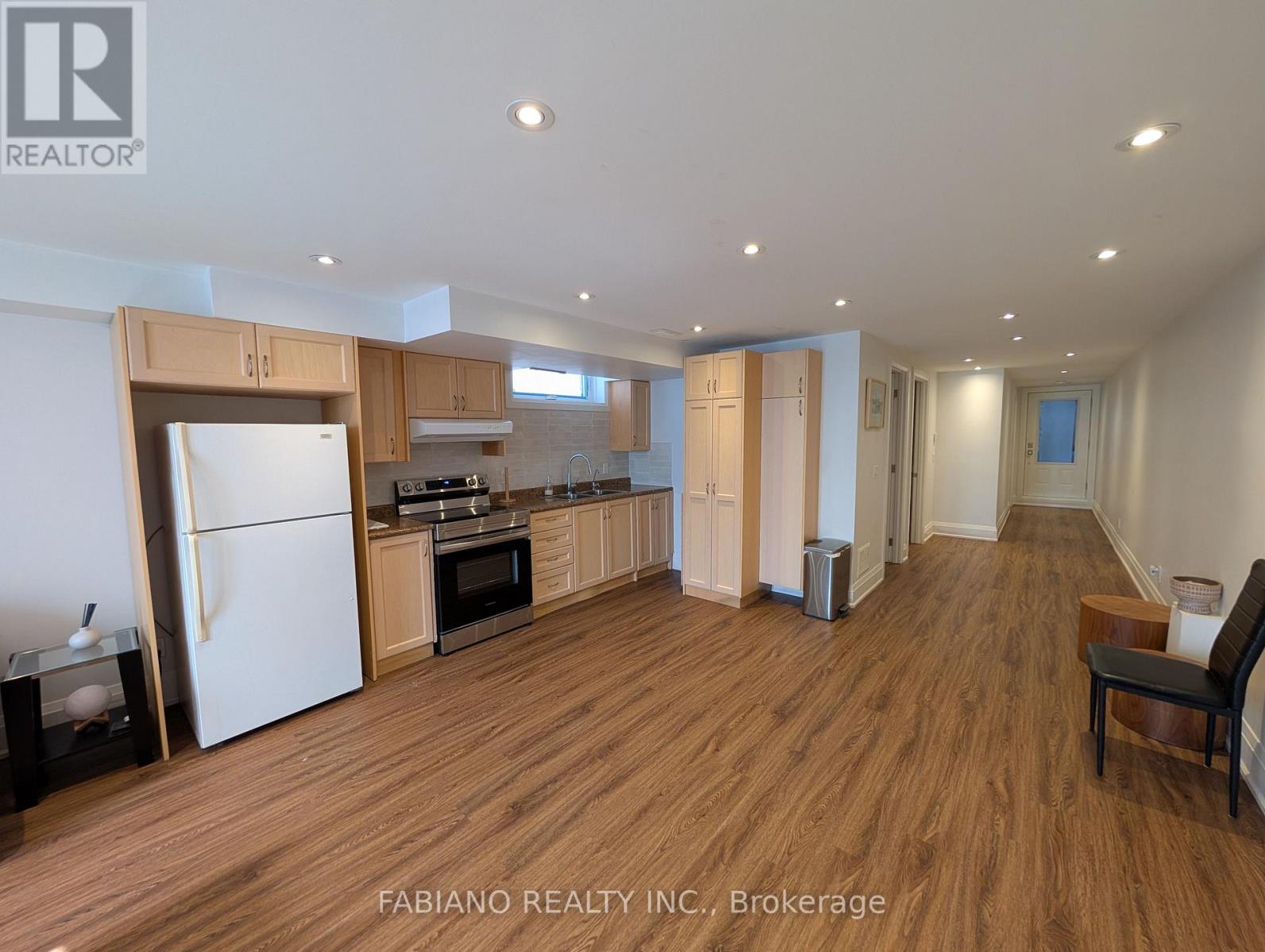 Lower - 1036 Dovercourt Road, Toronto, Ontario M6H 2X8 - Photo 3 - W13624756