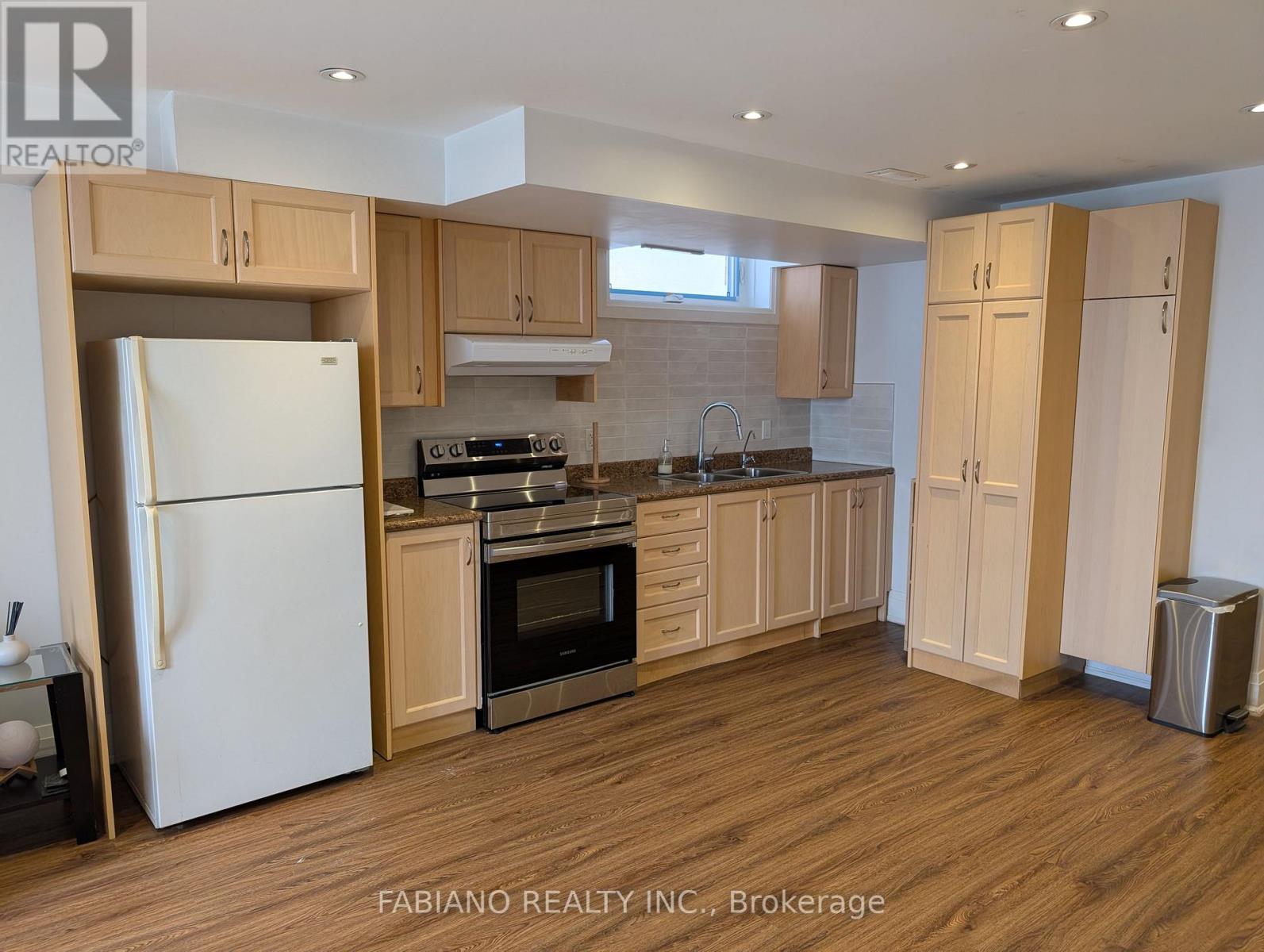 LOWER - 1036 DOVERCOURT ROAD