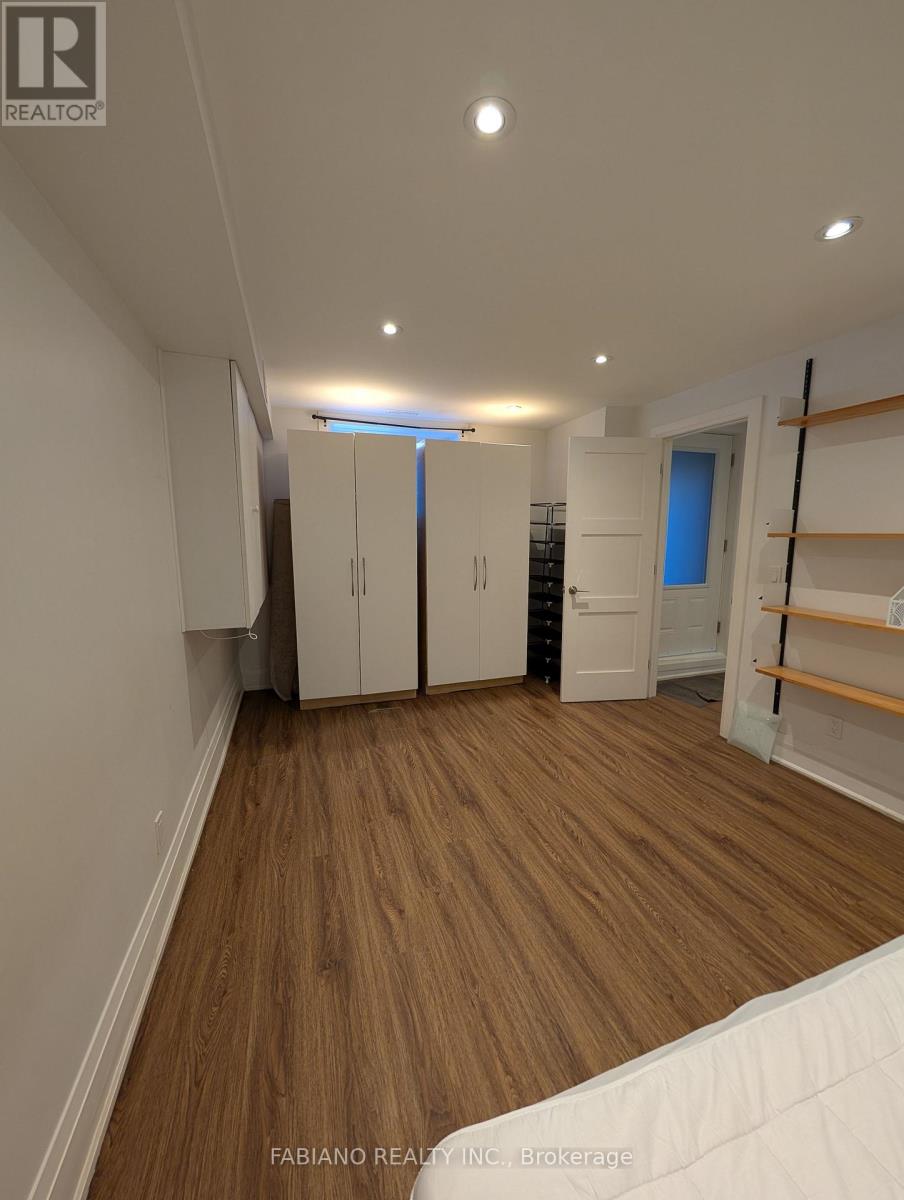 Lower - 1036 Dovercourt Road, Toronto, Ontario M6H 2X8 - Photo 9 - W13624756
